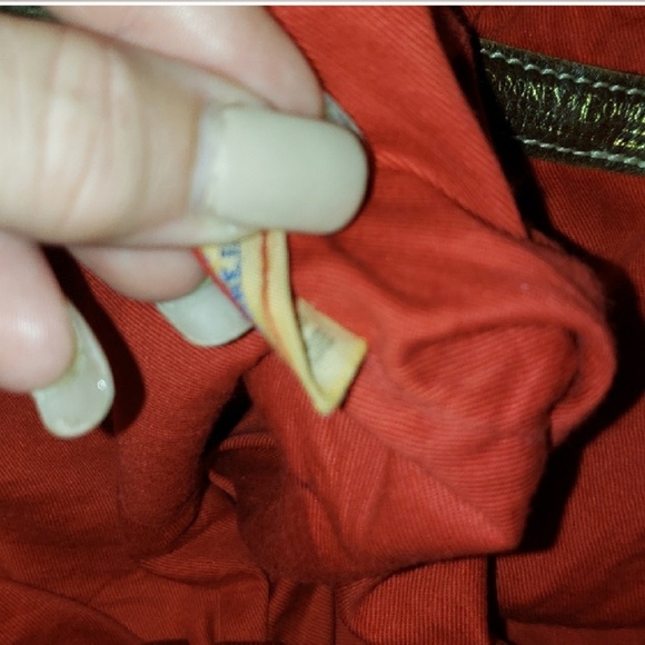 Dooney and bourke bag/ one hour sale! - Picture 5 of 8